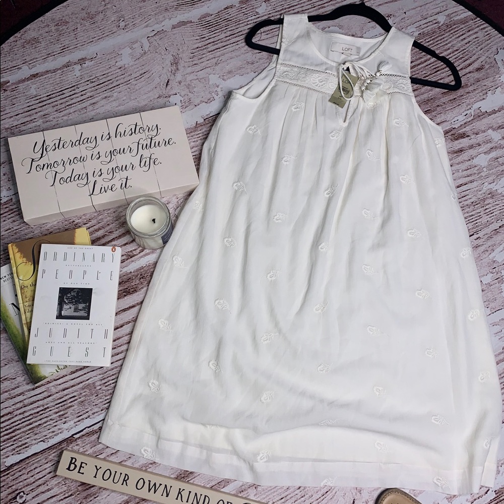 Loft Dress - Picture 4 of 13